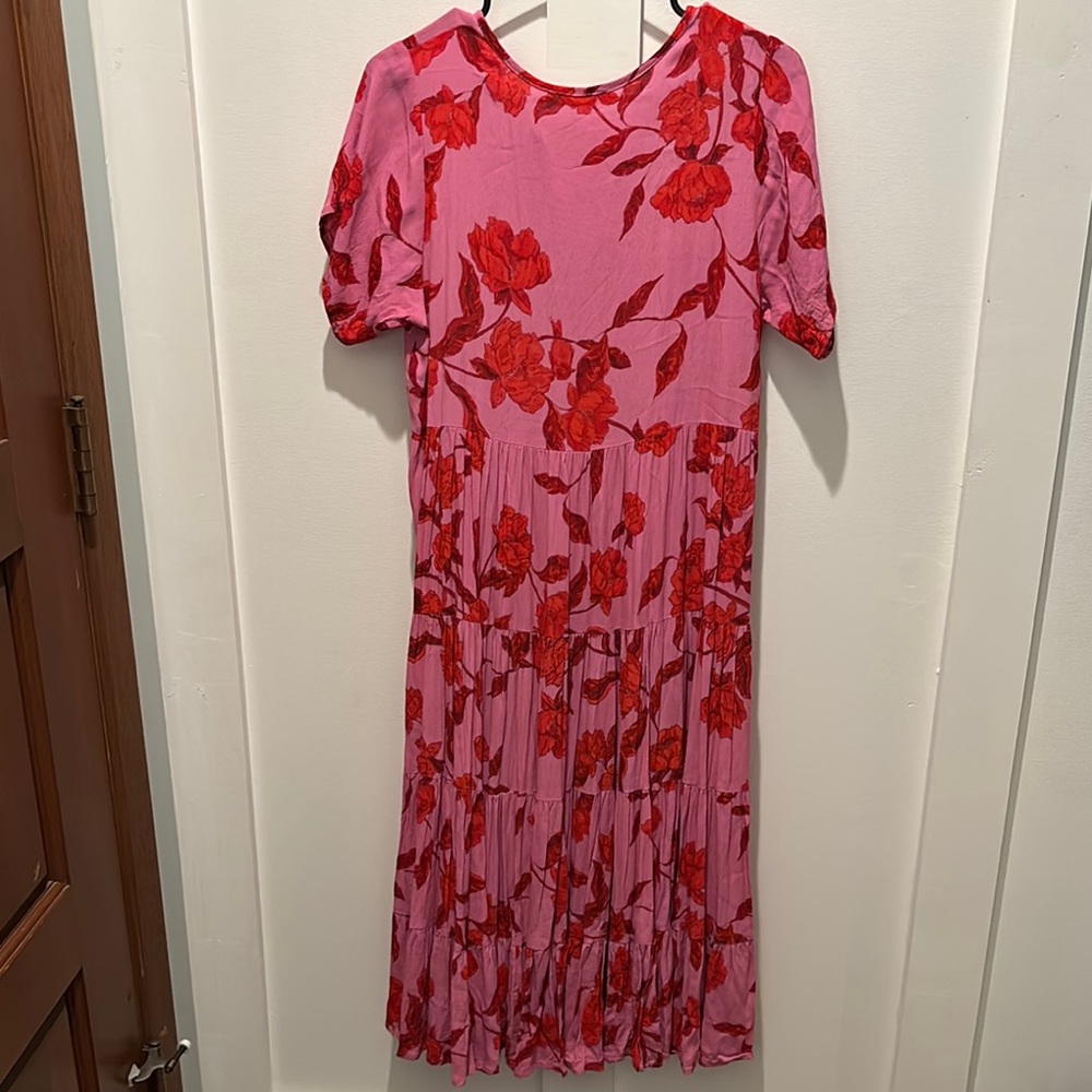 Karlie Stellar Pink and Red Floral Tiered Midi Dress - Picture 5 of 8